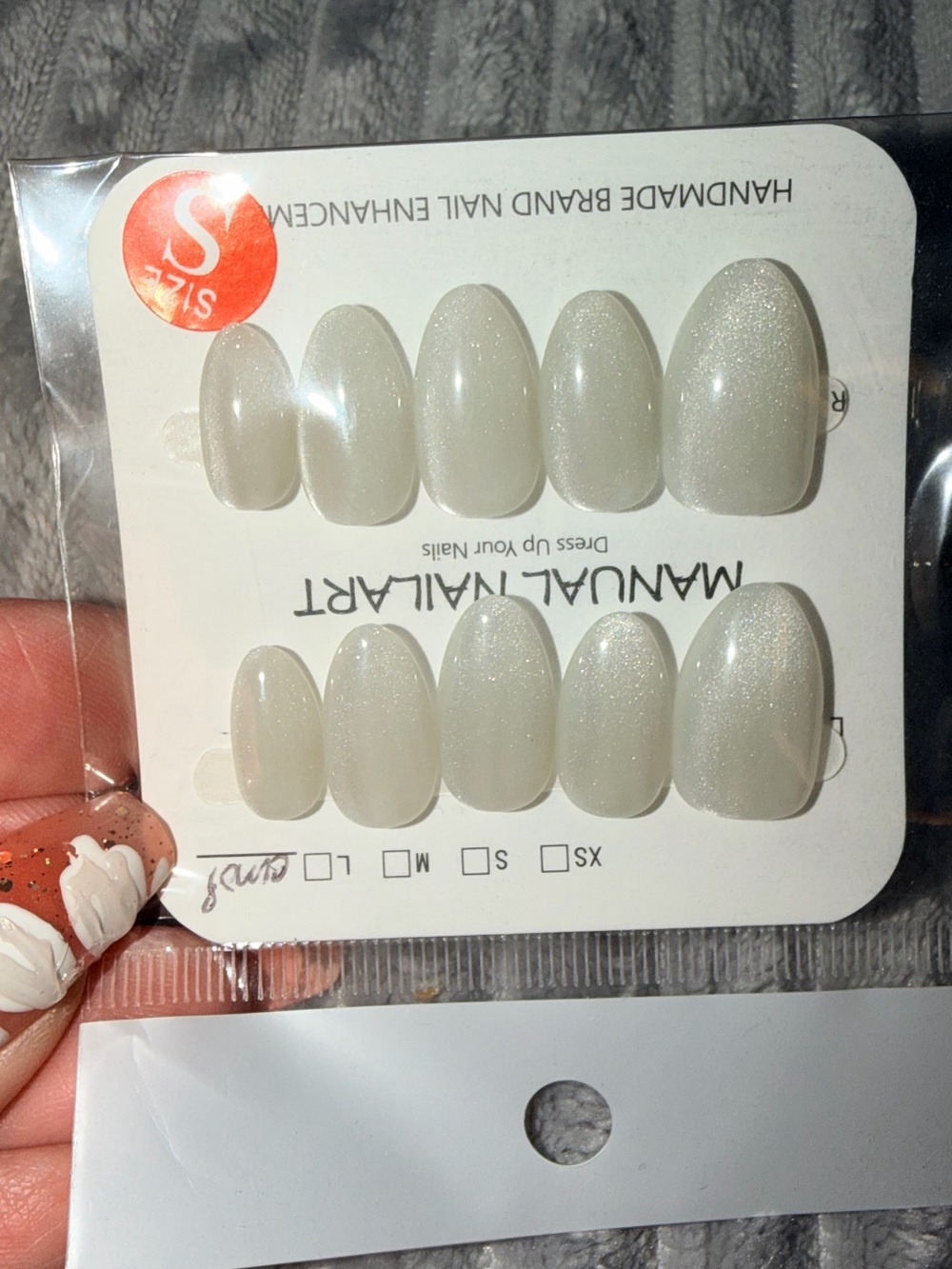 Press-On Nail Set - Assorted Nude & Pink Shades - Picture 7 of 8